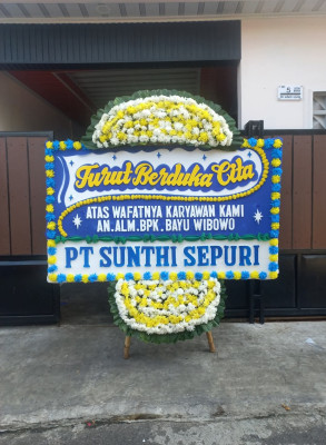 Papan Bunga Duka di Tulin Onsoi